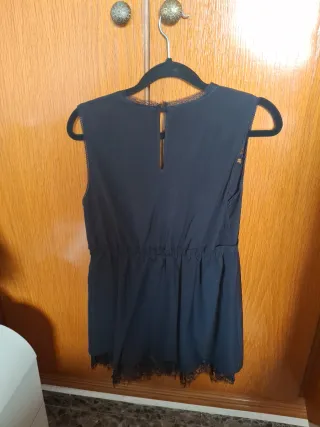 Blusa Guess Negra Encaje