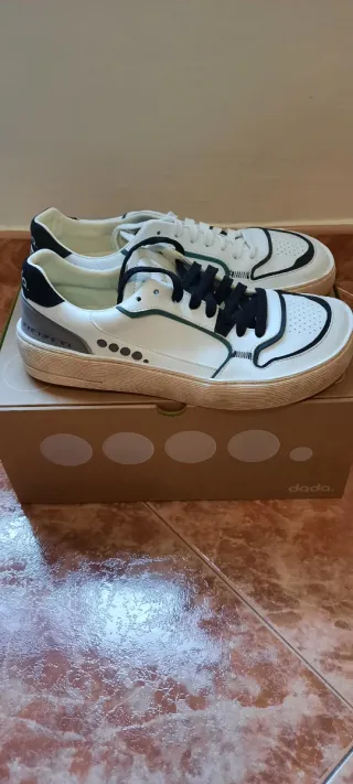 Zapatillas Barefoot Dada Blancas y Negras