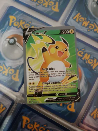 Carta Pokémon Raichu V 158/172 Nueva Edición