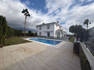 Casa en alquiler en Campo de Mijas en Mijas