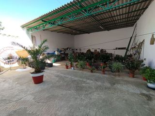 Casa adosada en venta en Tomelloso