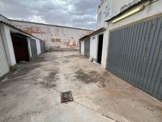 Garaje en venta en Manzanares