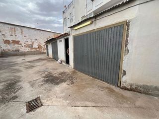 Garaje en venta en Manzanares
