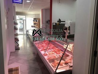 Local comercial en venta en Olvera