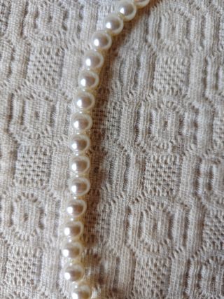 Collar perlas blancas enganche dorado vintage