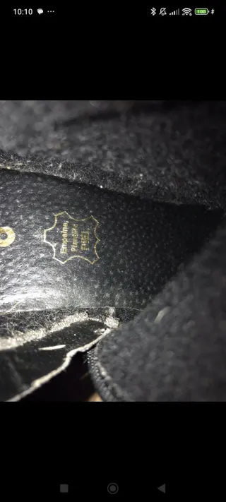 Botines de piel negros con hebilla