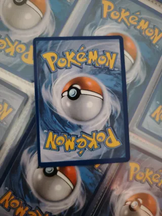 Carta Pokémon Mimikyu VMAX 300 HP