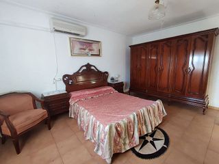 Chalet en venta en Manzanares