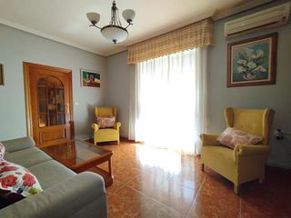 Casa pareada en venta en Tomelloso