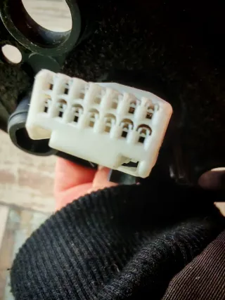 Cuerpo Retrovisor Izquierdo Toyota Avensis 2013