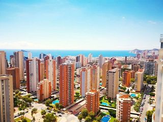 Ático en alquiler en Pueblo Levante en Benidorm