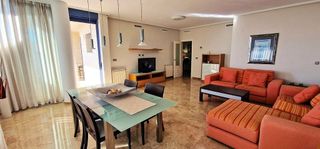 Ático en alquiler en Pueblo Levante en Benidorm