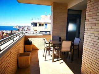 Ático en alquiler en Pueblo Levante en Benidorm