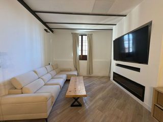 Casa adosada en alquiler en Salteras