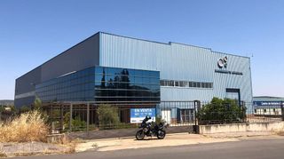 Nave industrial en venta en Almadén