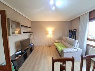 Piso en venta en Medina de Pomar