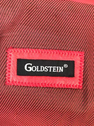 Chaquetón de cuero rojo