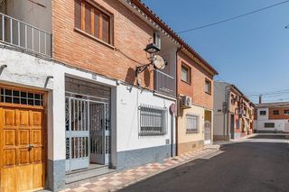 Casa adosada en venta en Albolote