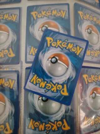 Carta Pokémon Glaceon V 210/203