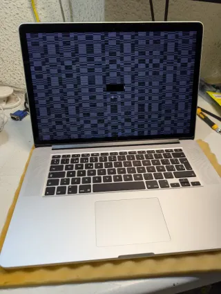 MacBook Pro A1398 15" i7 2012 (No Funciona)