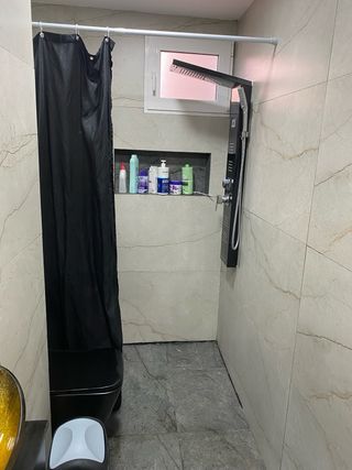 SE VENDE PLANTA BAJA REFORMADA