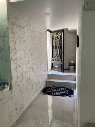 SE VENDE PLANTA BAJA REFORMADA