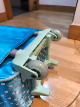 Maleta infantil Frozen con ruedas como nueva super