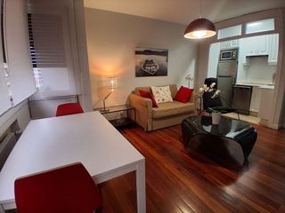 Piso en alquiler en Centro en Gijón