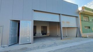 Nave industrial en alquiler en Silla