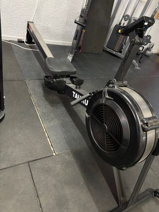 Máquina de remo TAurus