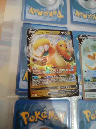 Carta Pokémon Dragonite V Edición Nueva