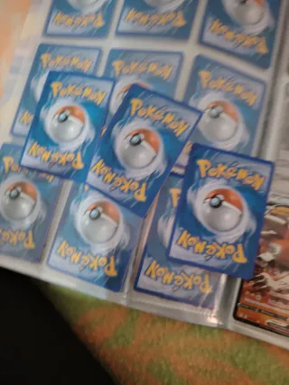 Carta Pokémon Dragonite V Edición Nueva