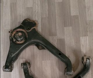 Trapecio Suzuki Vitara izquierdo