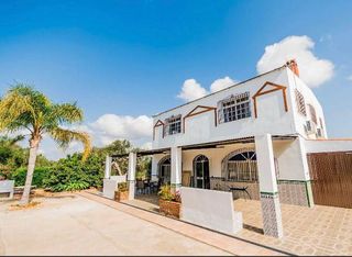 Chalet en alquiler en Alhaurín el Grande