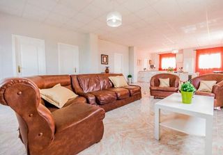 Chalet en alquiler en Alhaurín el Grande