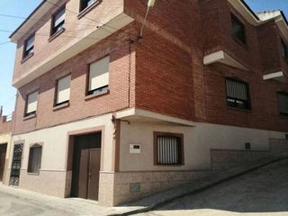 Chalet en alquiler en Consuegra