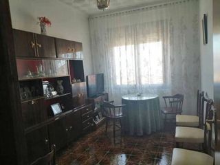 Chalet en alquiler en Consuegra