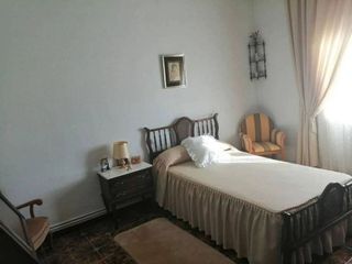 Chalet en alquiler en Consuegra