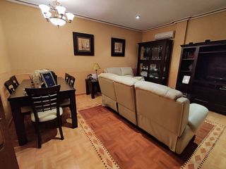 Casa pareada en venta en Tomelloso