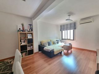 Piso en venta en Porta en Barcelona