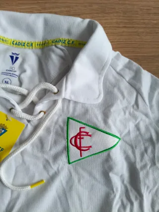 Camiseta Cádiz CF 110 Aniversario Talla XL
