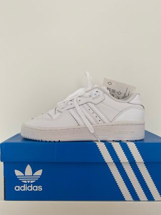 Zapatillas Adidas blancas talla 38