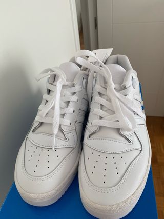 Zapatillas Adidas blancas talla 38
