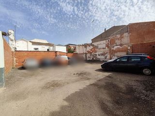 Terreno en venta en Manzanares