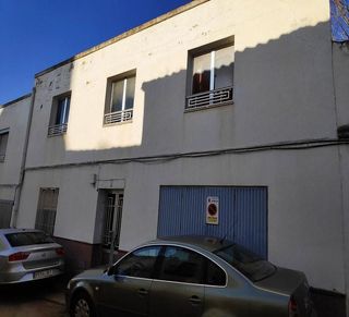 Casa adosada en venta en Almadén