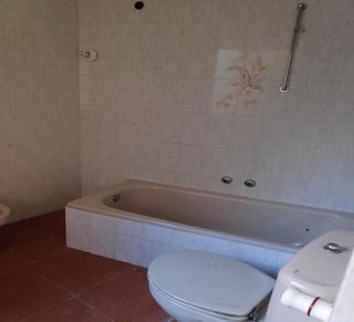 Casa adosada en venta en Almadén