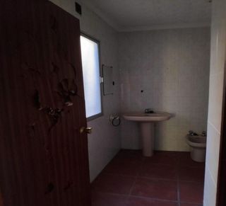 Casa adosada en venta en Almadén