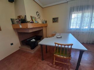 Chalet en venta en Argamasilla de Calatrava