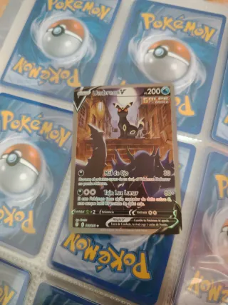 Carta Pokémon Umbreon V 200 HP