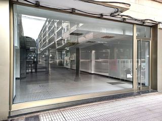 Local comercial en alquiler en Centro en Gijón